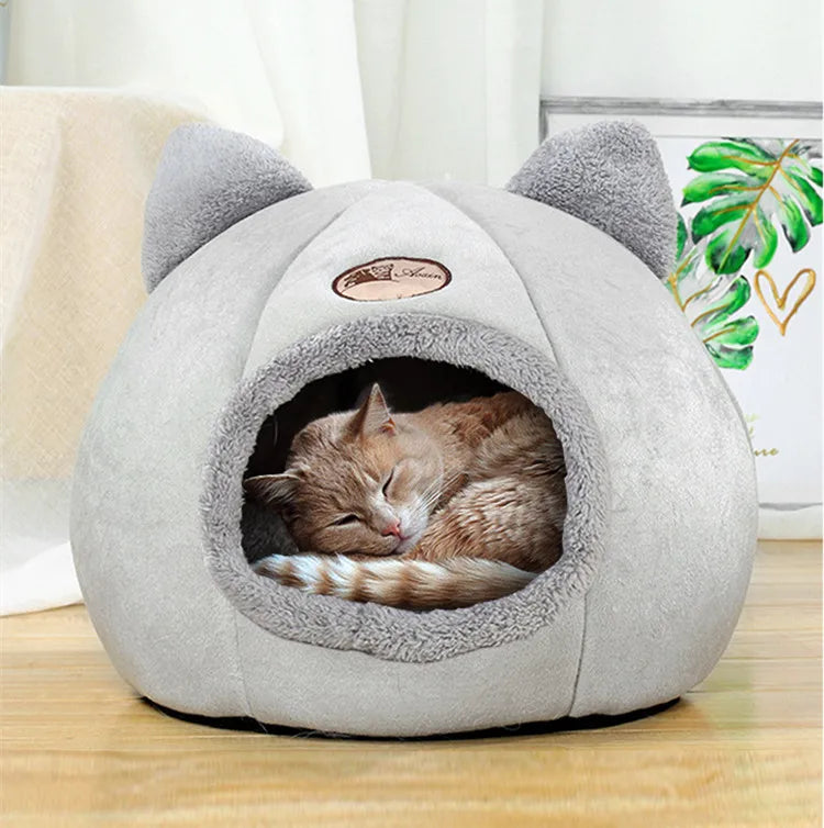 Pet bed with cat ears cat bed Comfortable and soft