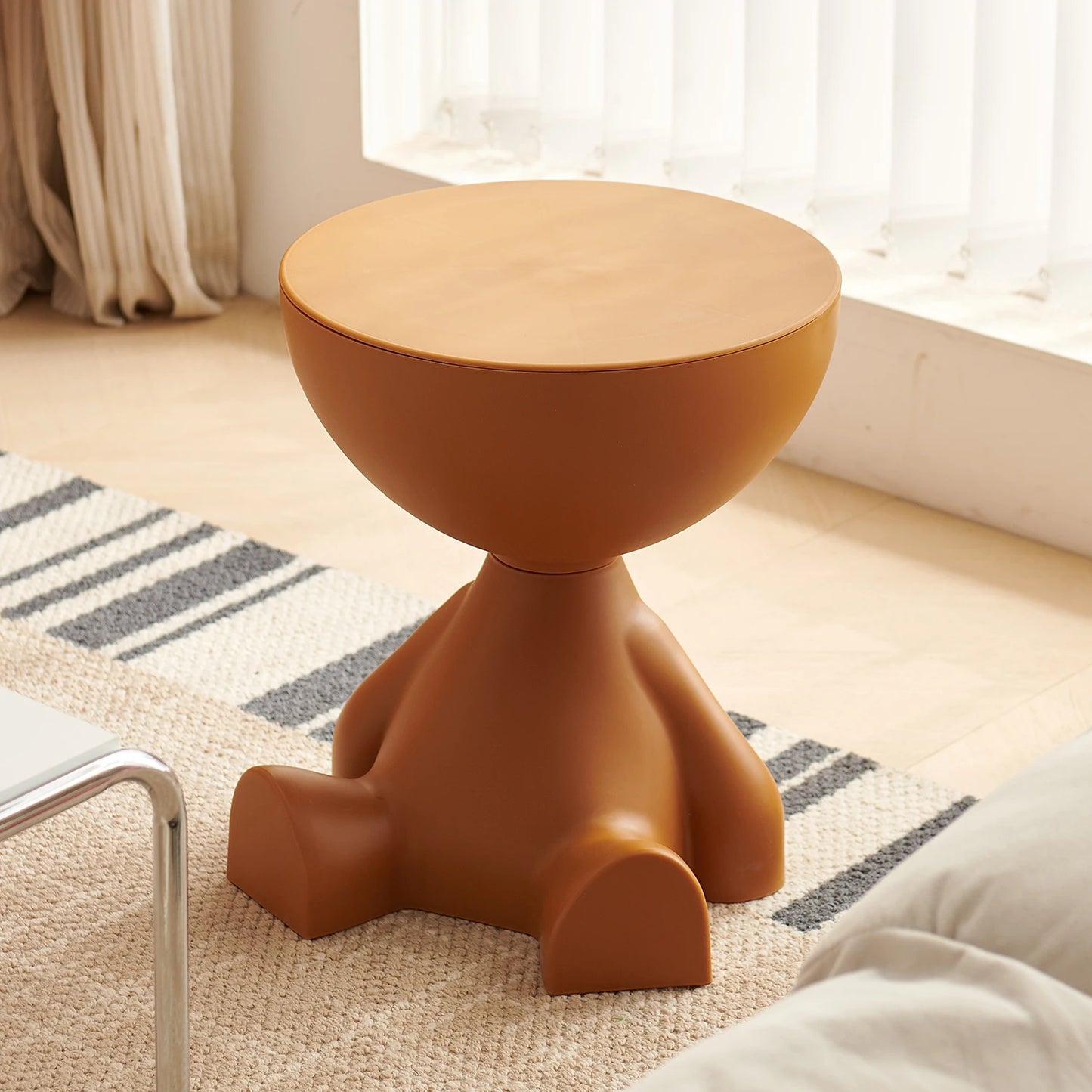 Flat head side coffee table cream style,